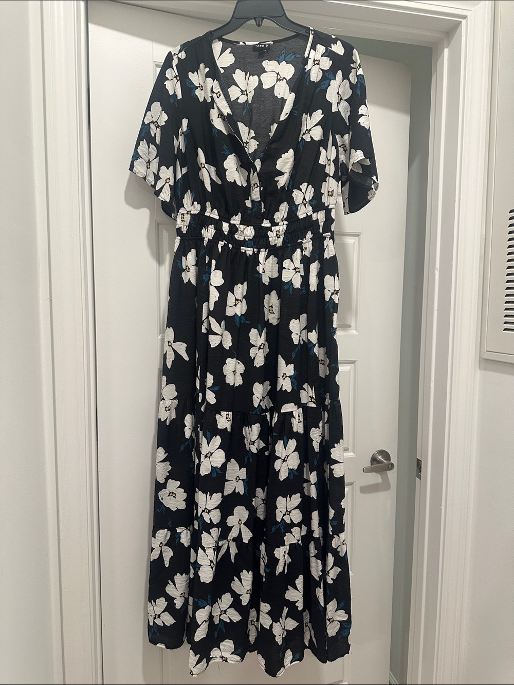 Torrid lightweight maxi dress SIZE 00